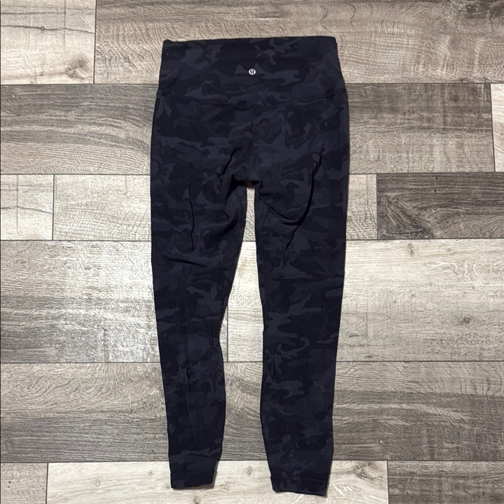 Lululemon Align Leggings - Black Camo, Size 8